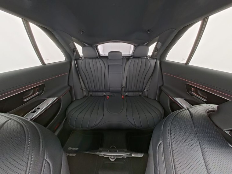 MERCEDES E300Tde AMG PACK