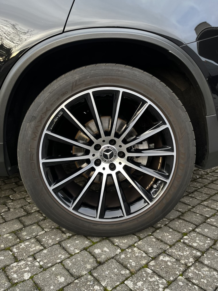 MERCEDES GLC220d COUPE AMG+NIGHTPACK